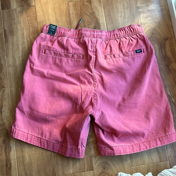 Short - Picture 2 of 5